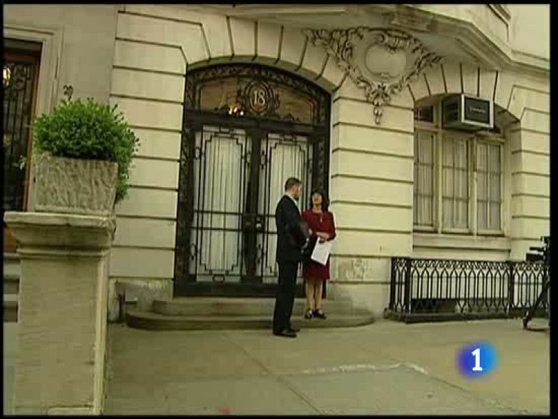 Zapatero defiende sus reformas ante los 'tiburones' de Wall Street