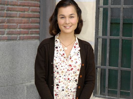 Amar en tiempos revueltos - Nadia de Santiago es Asunción Muñoz