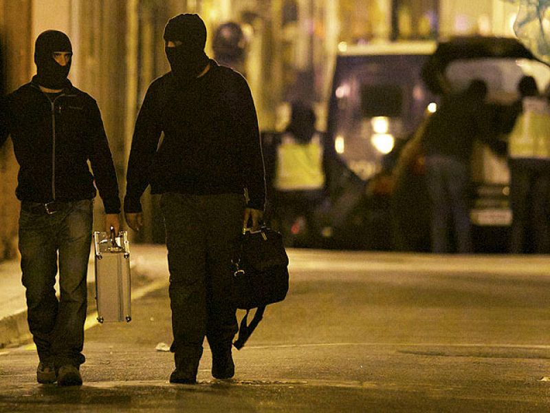 Detienen a siete presuntos miembros de Askapena | Ver