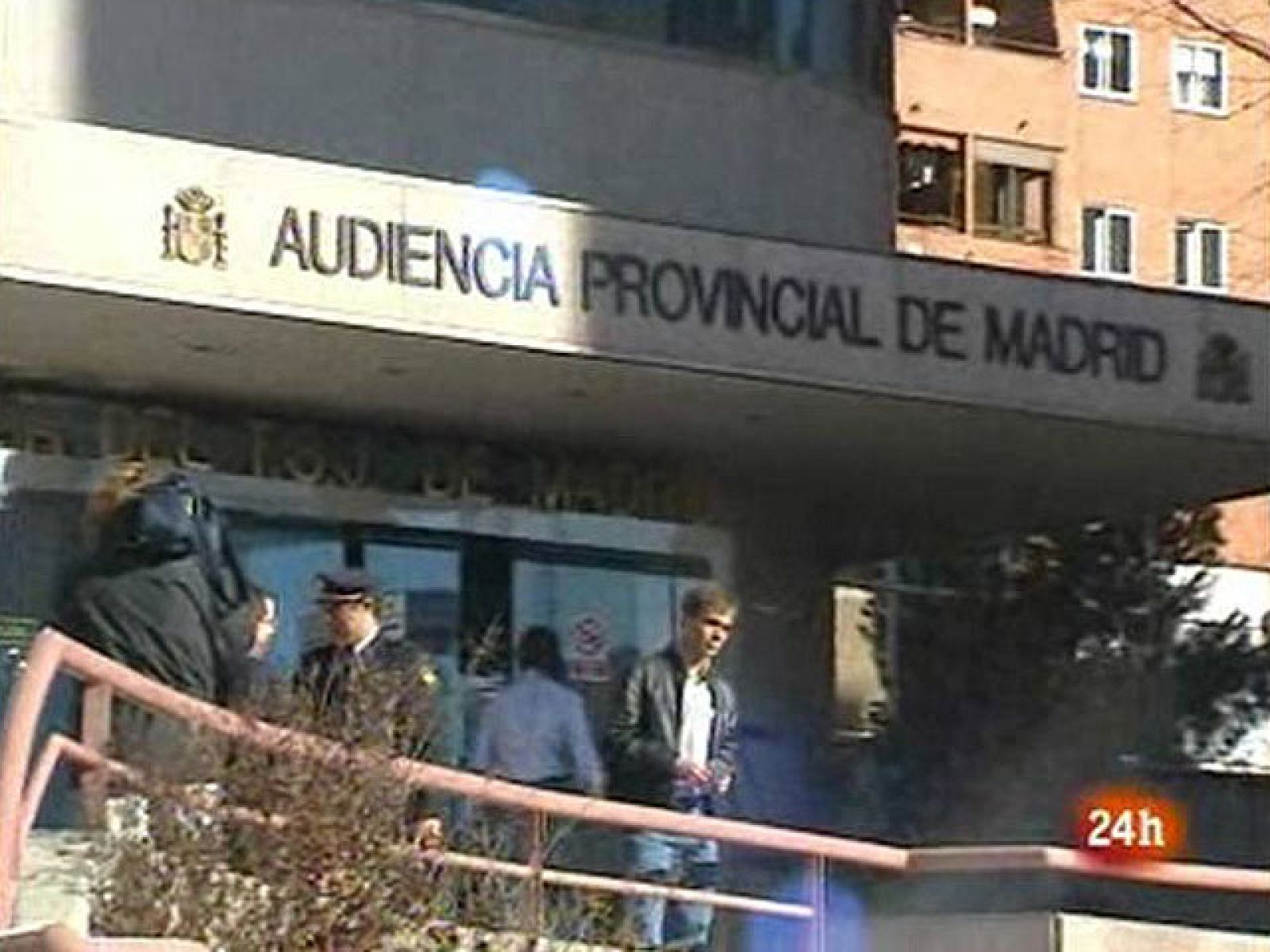 Comienza la repetición del juicio contra catorce presuntos cabecillas de los 'Latin Kings' | Ver