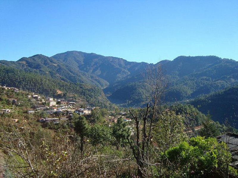 Un desprendimiento de tierra sepulta más de 300 casas en México