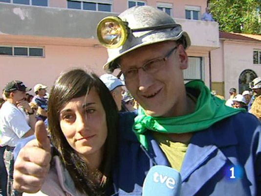  - Los mineros ponen fin al encierro