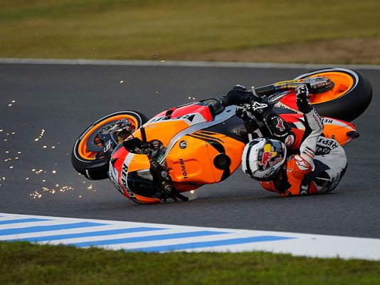  - Pedrosa se fractura la clavícula