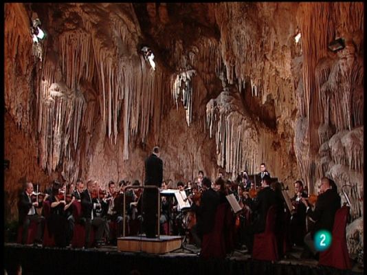 Los conciertos de La 2 - Desde las Cuevas de Nerja