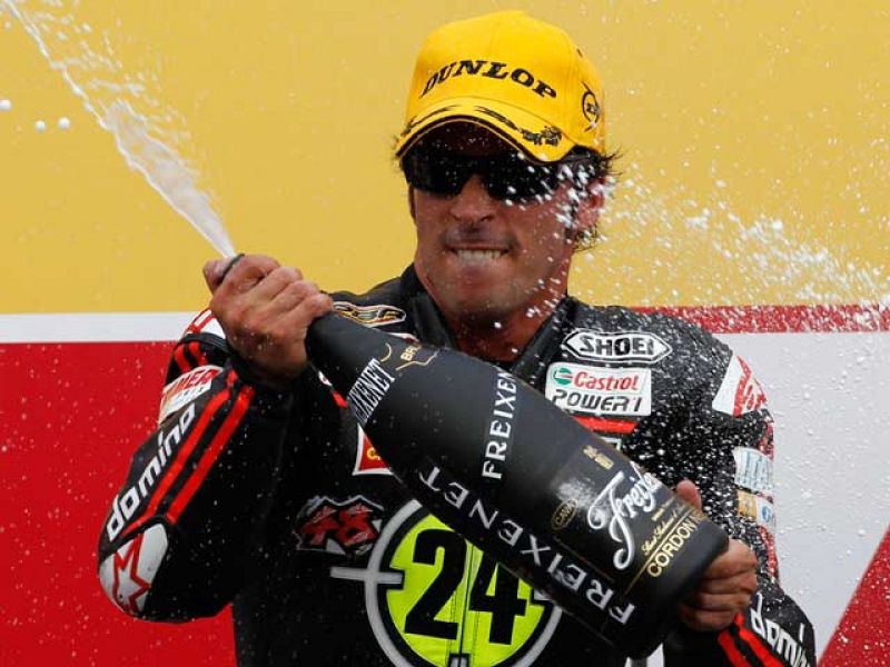 Toni Elías se ha mostrado sorprendido por su victoria en Motegi, en la que reconoce que Julián Simón se lo ha puesto muy difícil.