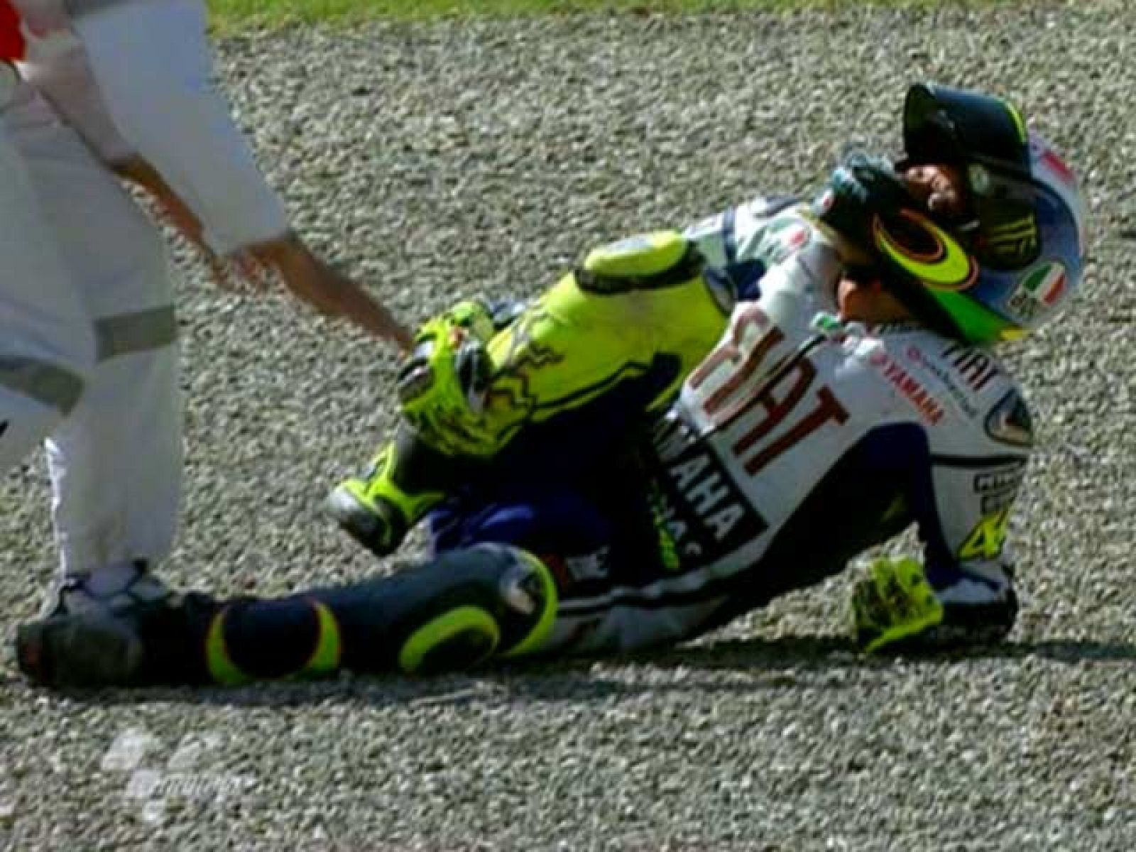 Los problemas de Valentino Rossi tienen origen en dos caídas.
