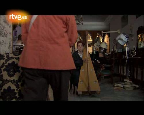 Ciudad K - Capítulo 3: Peluquería