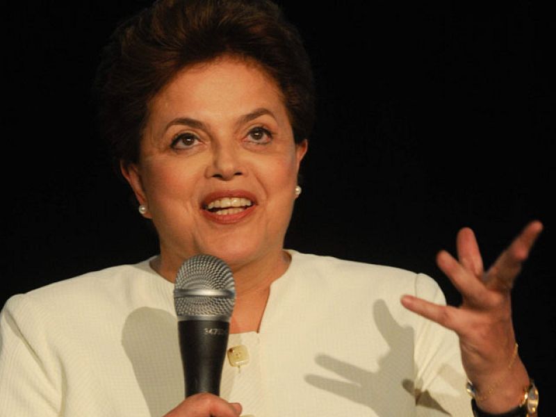 Rousseff no ha podido evitar la segunda vuelta de las elecciones presidenciales en Brasil