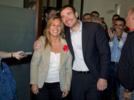 Telediario 1 - Telediario en 4' - 04/10/10