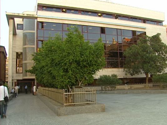 Telediario 1 - Telediario en 4' - 05/10/10