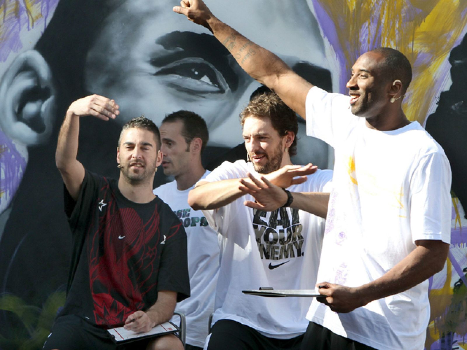 Bryant - Gasol VS Navarro - Ricky - Baloncesto en RTVE | Ver