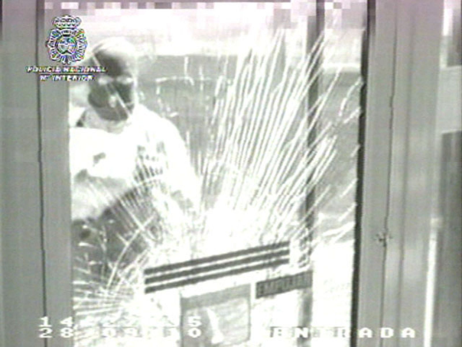 Atraco con piedras y maza