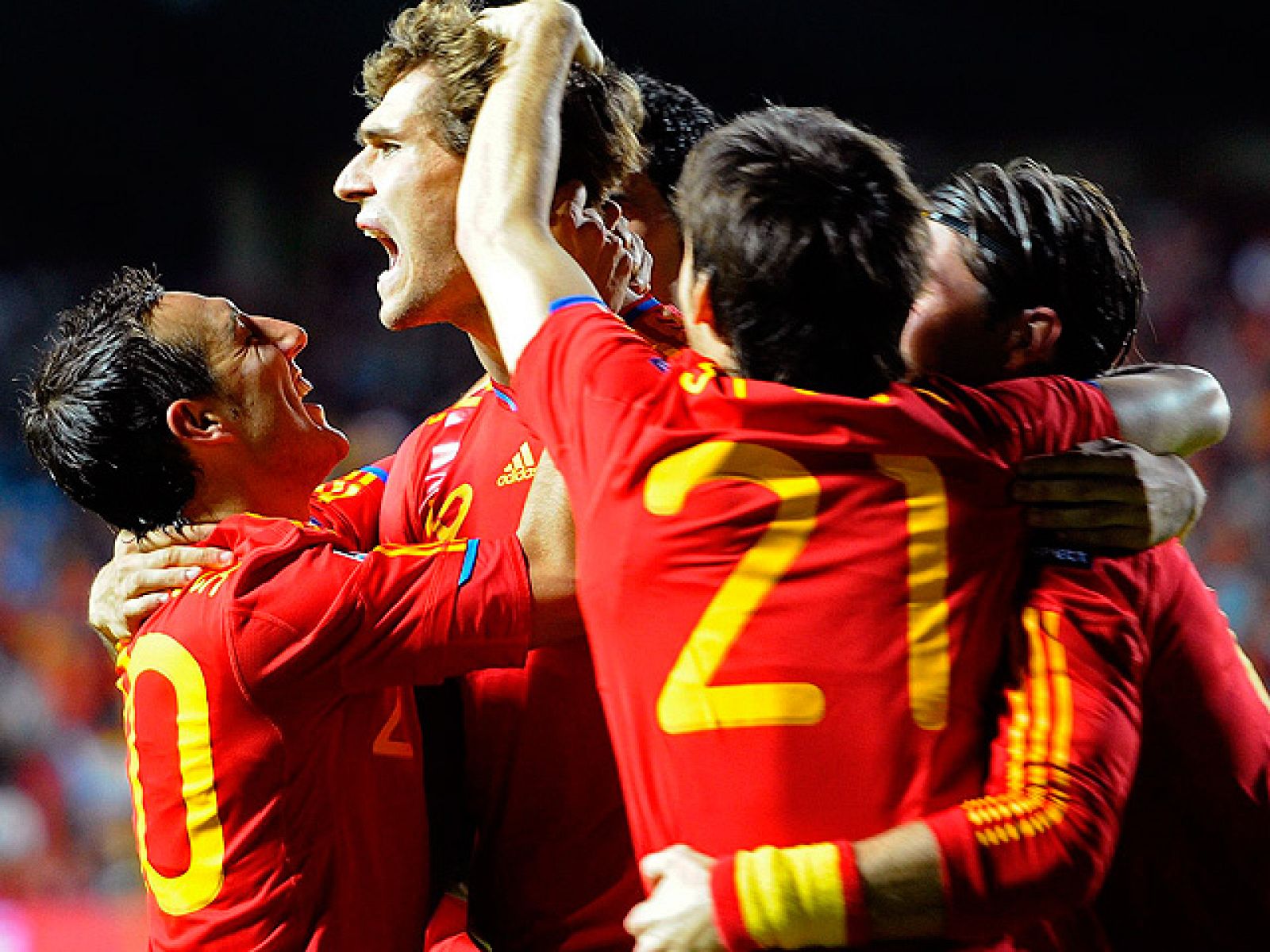 Fernando Llorente volvió a poner a España por delante en el marcador después del imprevisto tanto de Lituania.