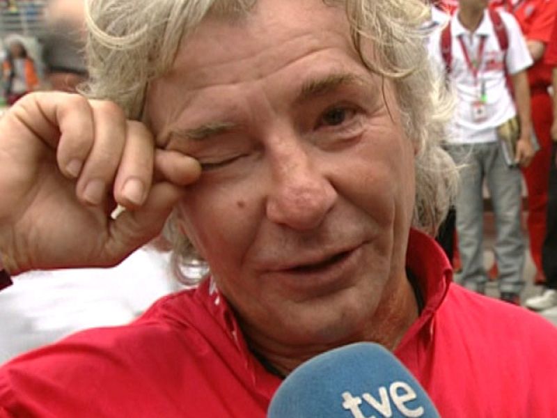 Ángel Nieto llora de emoción