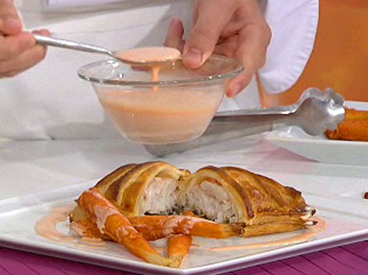 RTVE Cocina - Mero al hojaldre con champiñones