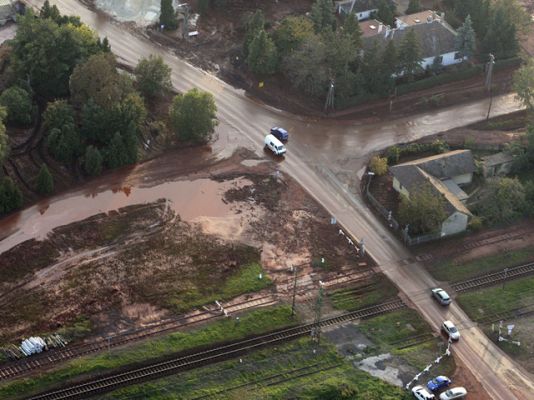 - En Hungría se trabaja contrarreloj