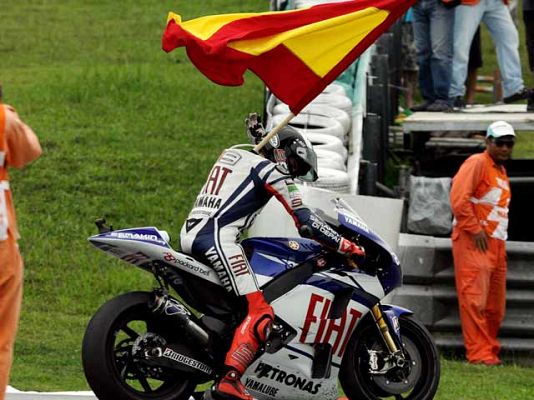  - Lorenzo emula a Nieto y a 'Crivi'