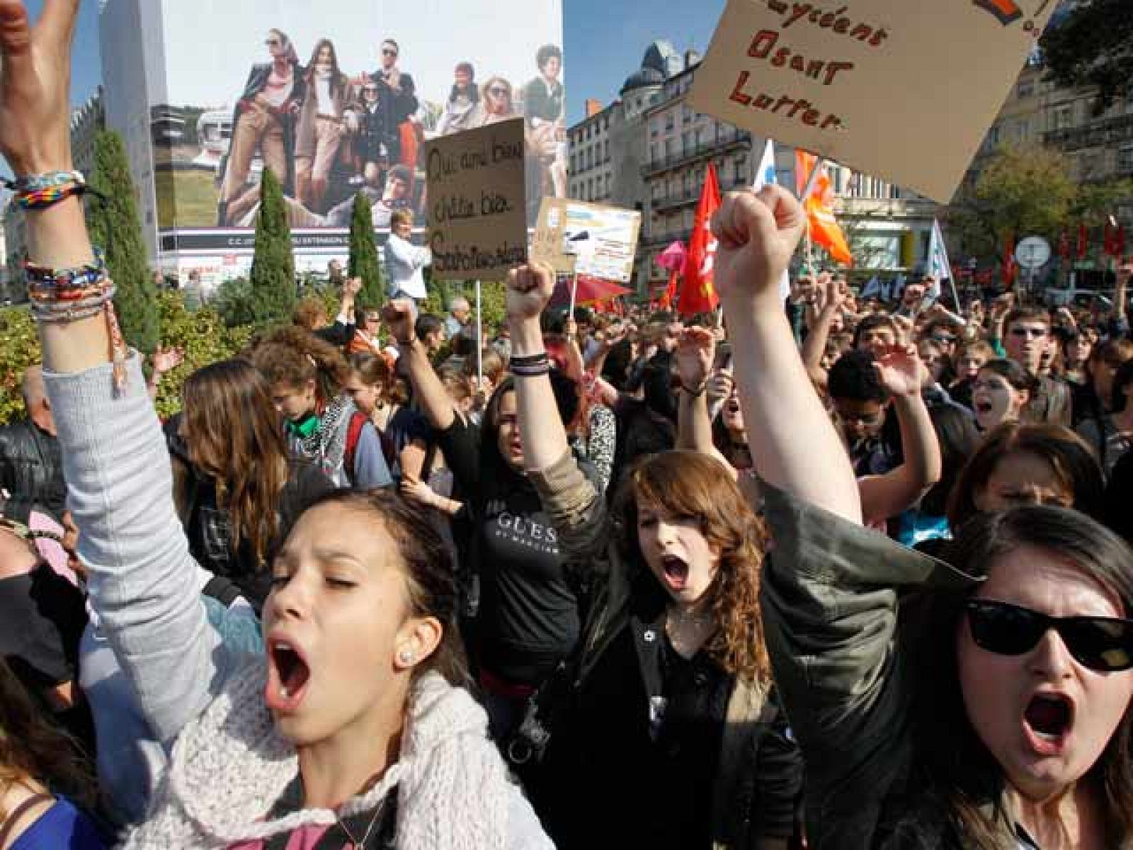 Los franceses protestan contra la reforma de las pensiones | Ver