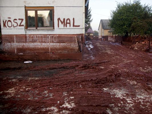  - Acaban el dique en Hungría