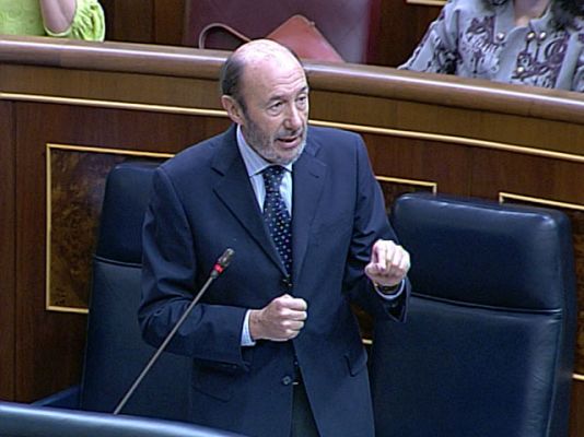  - Enfrentamiento de Rubalcaba y el PP