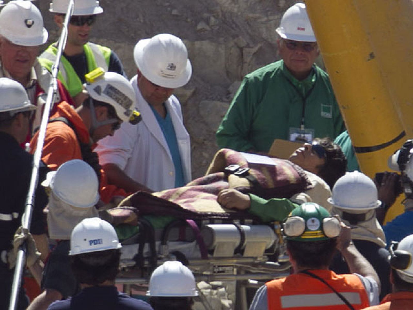 Darío Segovia es el vigésimo minero en ser rescatado | Ver