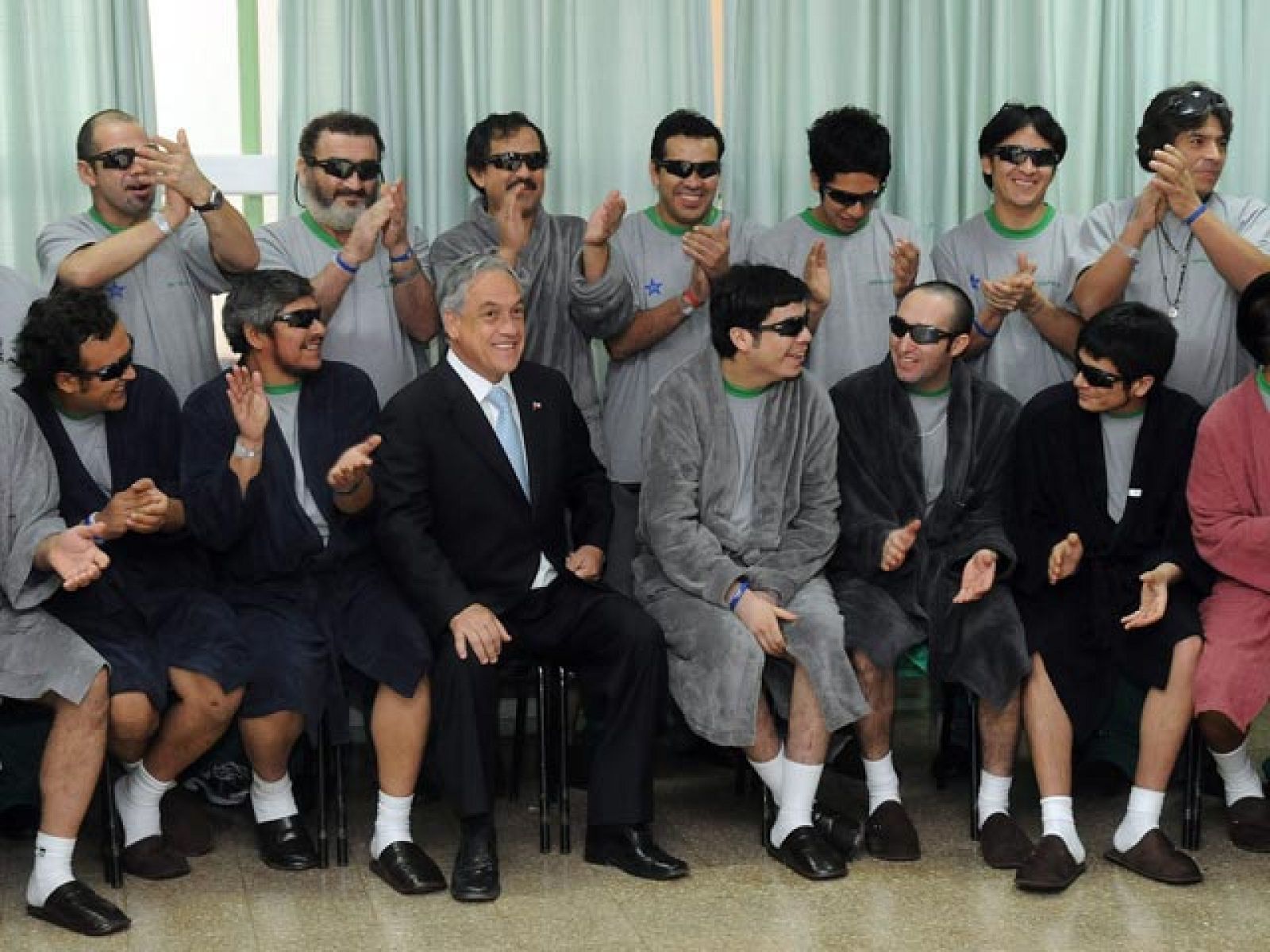 Telediario 2 en cuatro minutos - 14/10/10 | Ver