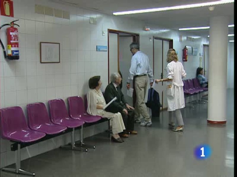 Cataluña incentivará a los médicos que controlen más las bajas laborales