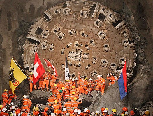  - El túnel más largo del mundo