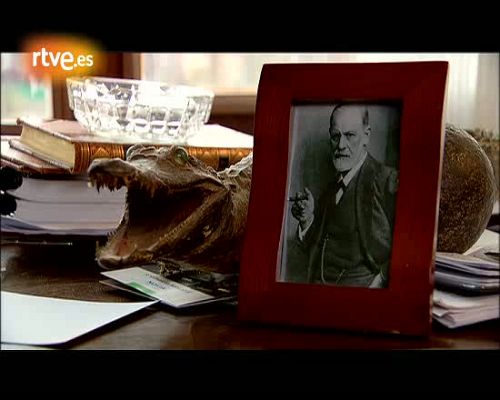 Ciudad K - Capítulo 5: Diván