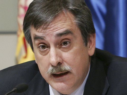  - Valeriano Gómez, titular de Trabajo