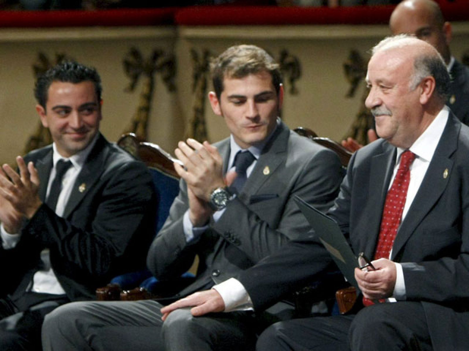 El Telediario matinal en 4 minutos (23/10/2010)