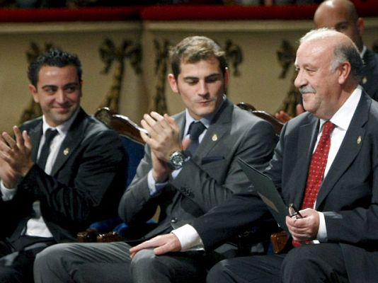 Telediario 1 - Telediario en 4' - 23/10/10