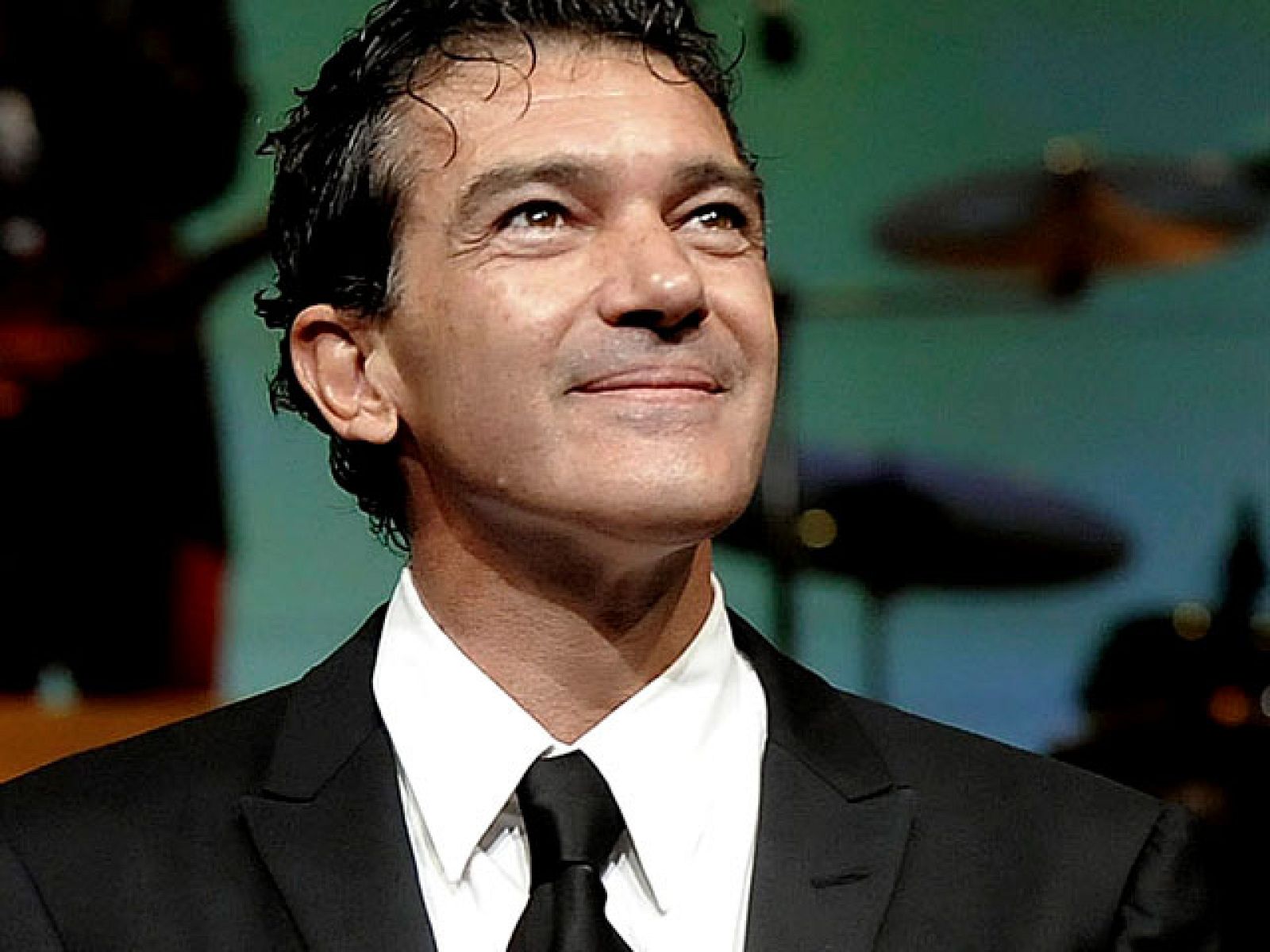 Antonio banderas recibe la Espira de Honor en la Seminci