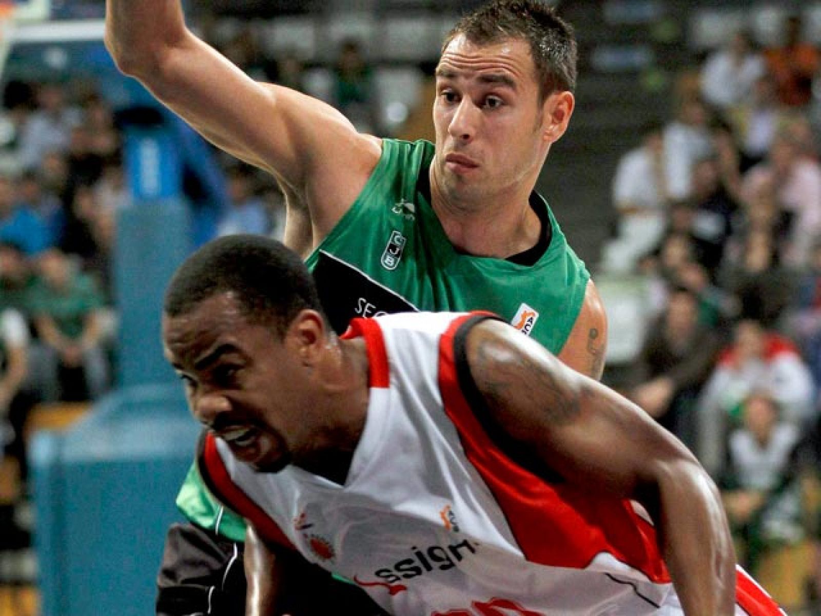 DKV Joventut 82-67 Assignia Manresa - Baloncesto en RTVE | Ver