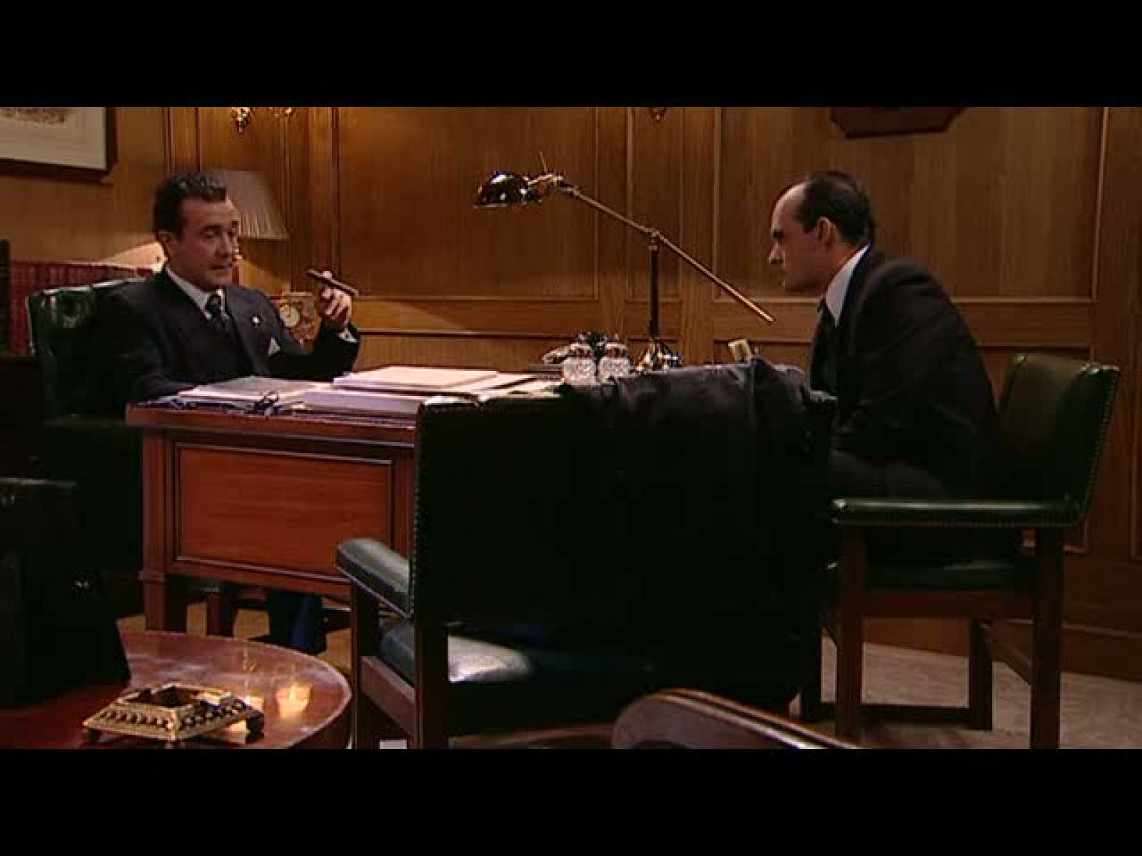 Amar en tiempos revueltos. Cap.35 (25/10/10)