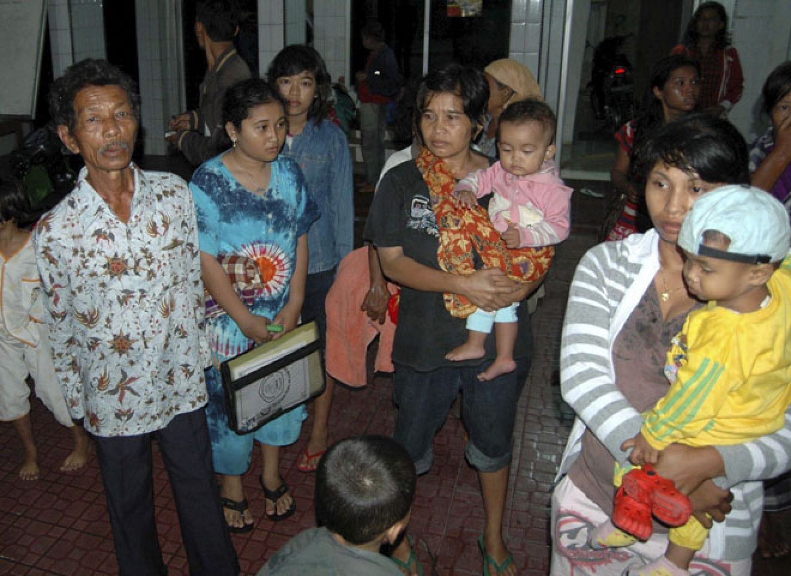 La naturaleza vuelve a castigar a Indonesia