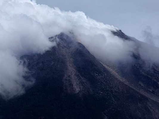 Telediario 1 - Telediario en 4' - 27/10/10