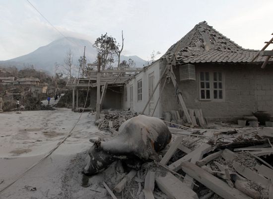  - El volcán Merapi deja 26 muertos