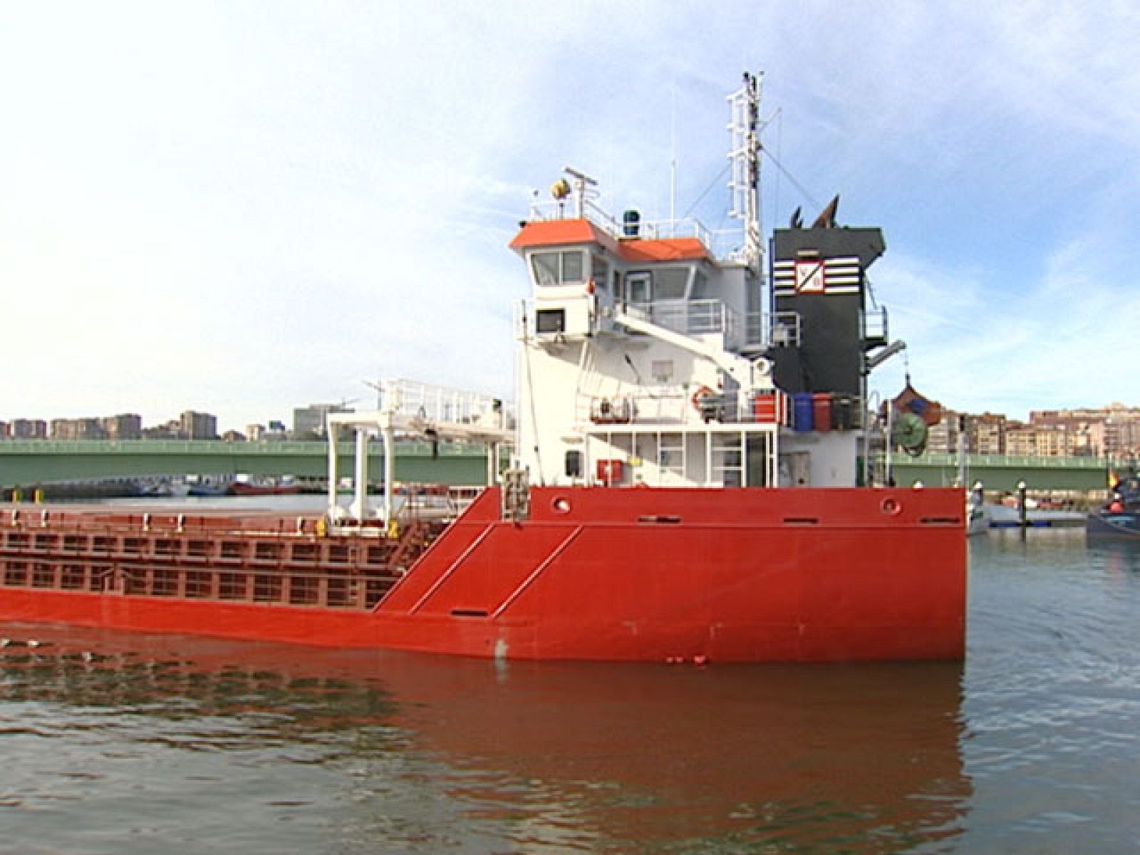 En España faltan médicos, ingenieros y maquinistas navales | Ver