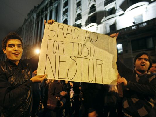 Telediario 1 - Telediario en 4' - 28/10/10