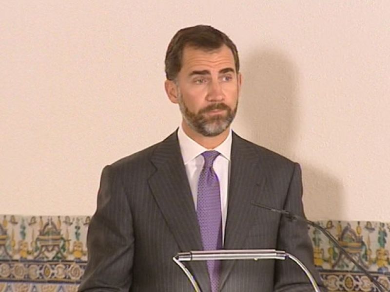 El príncipe da el pésame a Argentina por la muerte de su expresidente