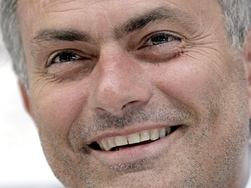 Mourinho no descarta a Benzema