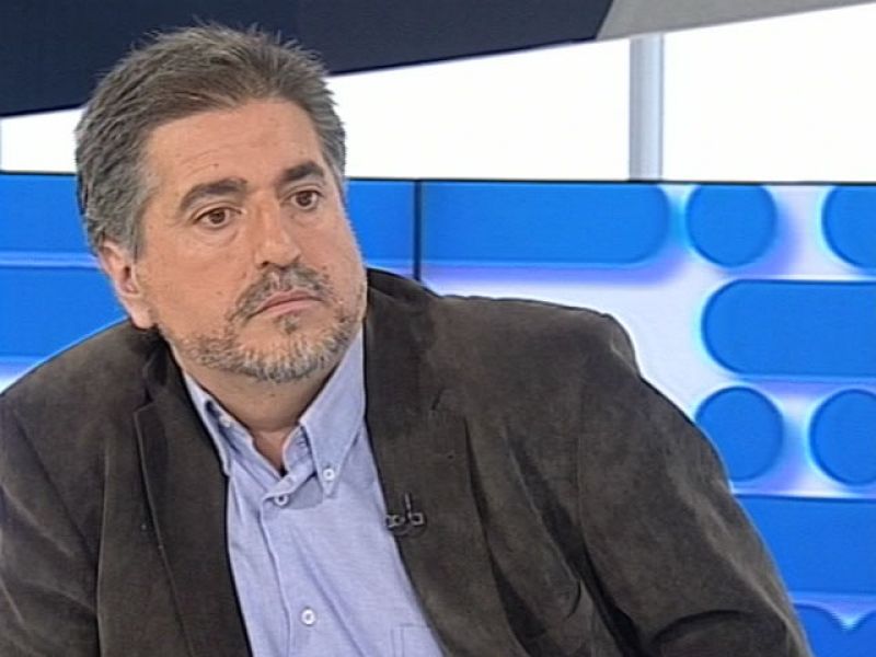 El presidente de los socialistas vascos dice que la lucha armada ya no tiene sentido | Ver