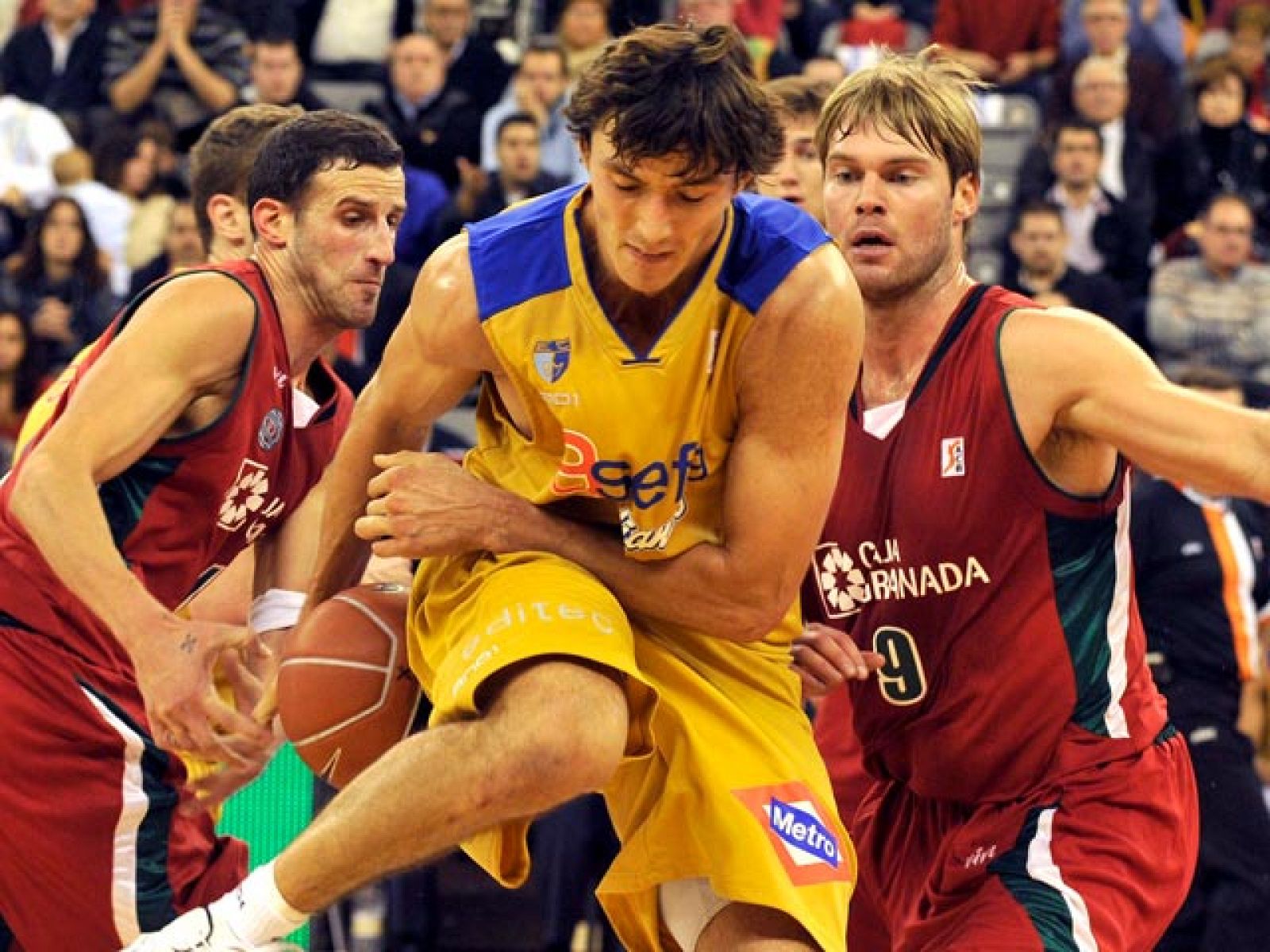 CB Granada 77-74 Asefa Estudiantes - Baloncesto en RTVE | Ver