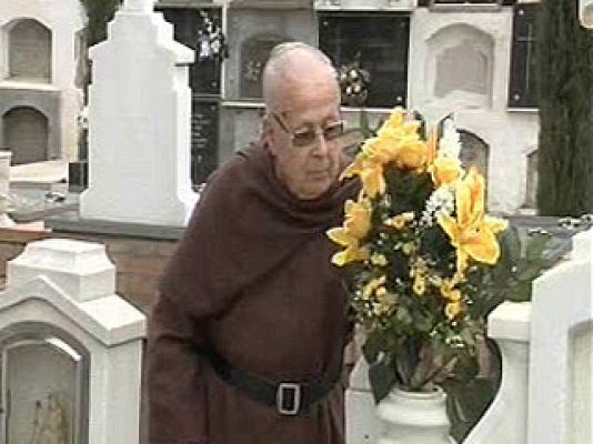 España Directo - Guardianes del camposanto