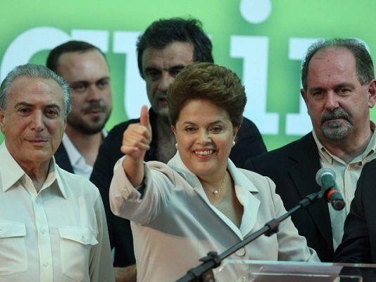 Telediario 1 - Telediario en 4' - 01/11/10