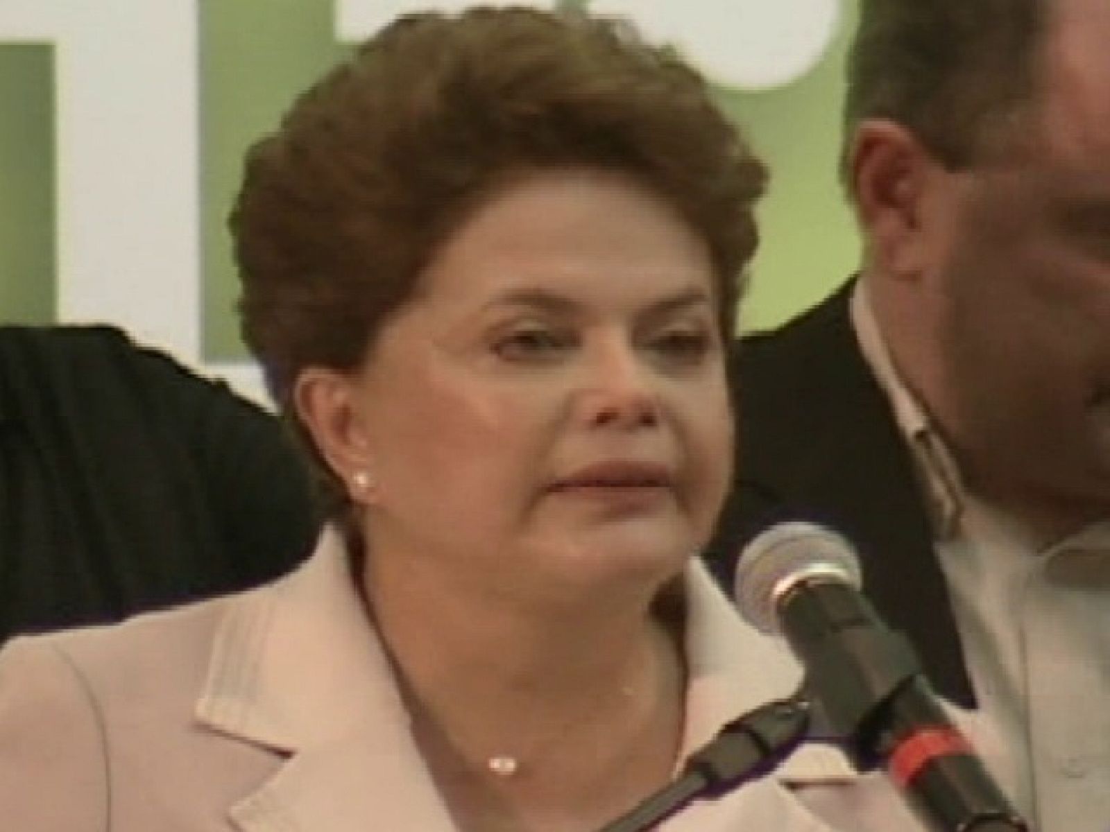 Telediario 1 ( 01/11/10)