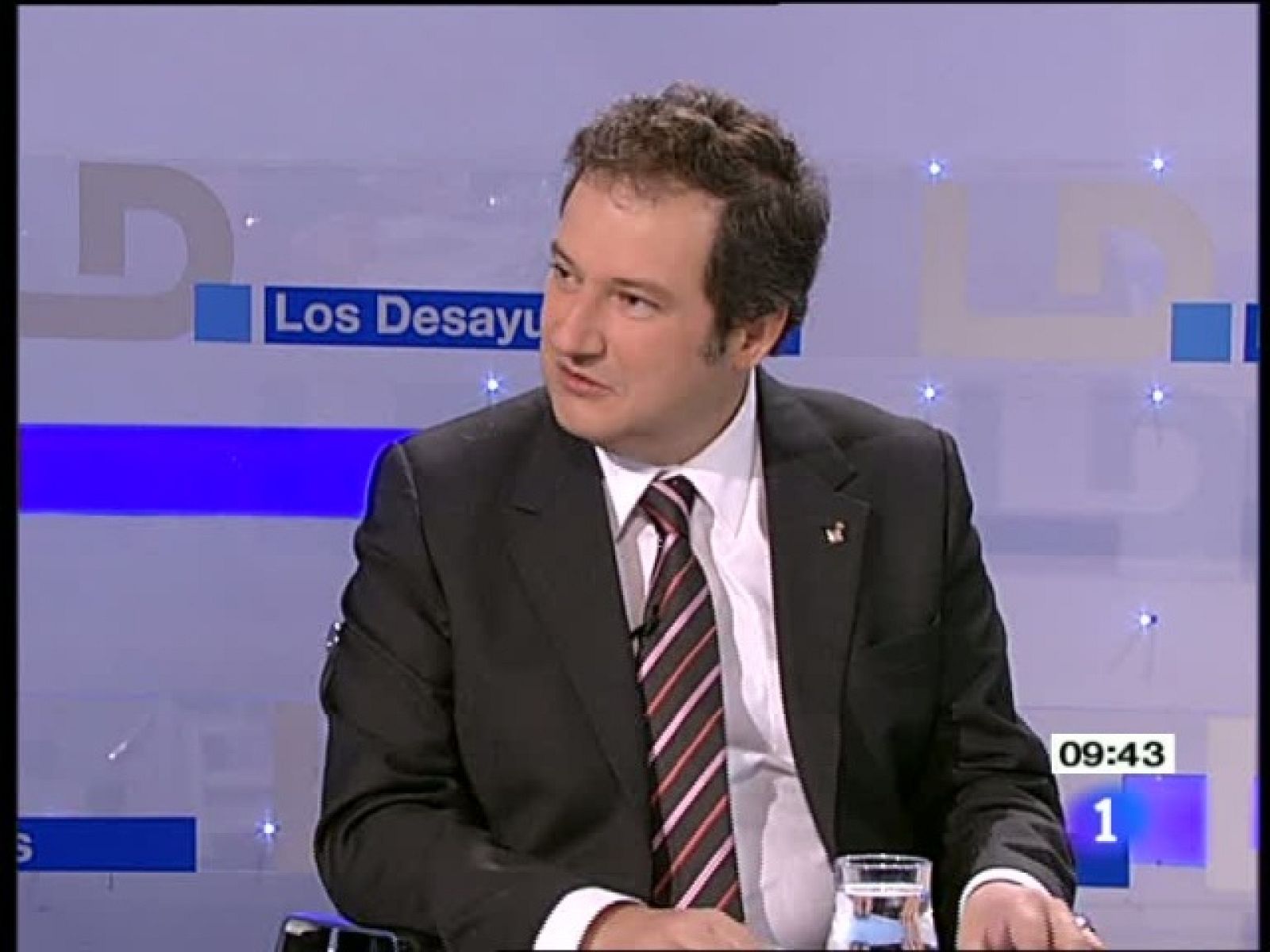 Los Desayunos de TVE (04/11/10)
