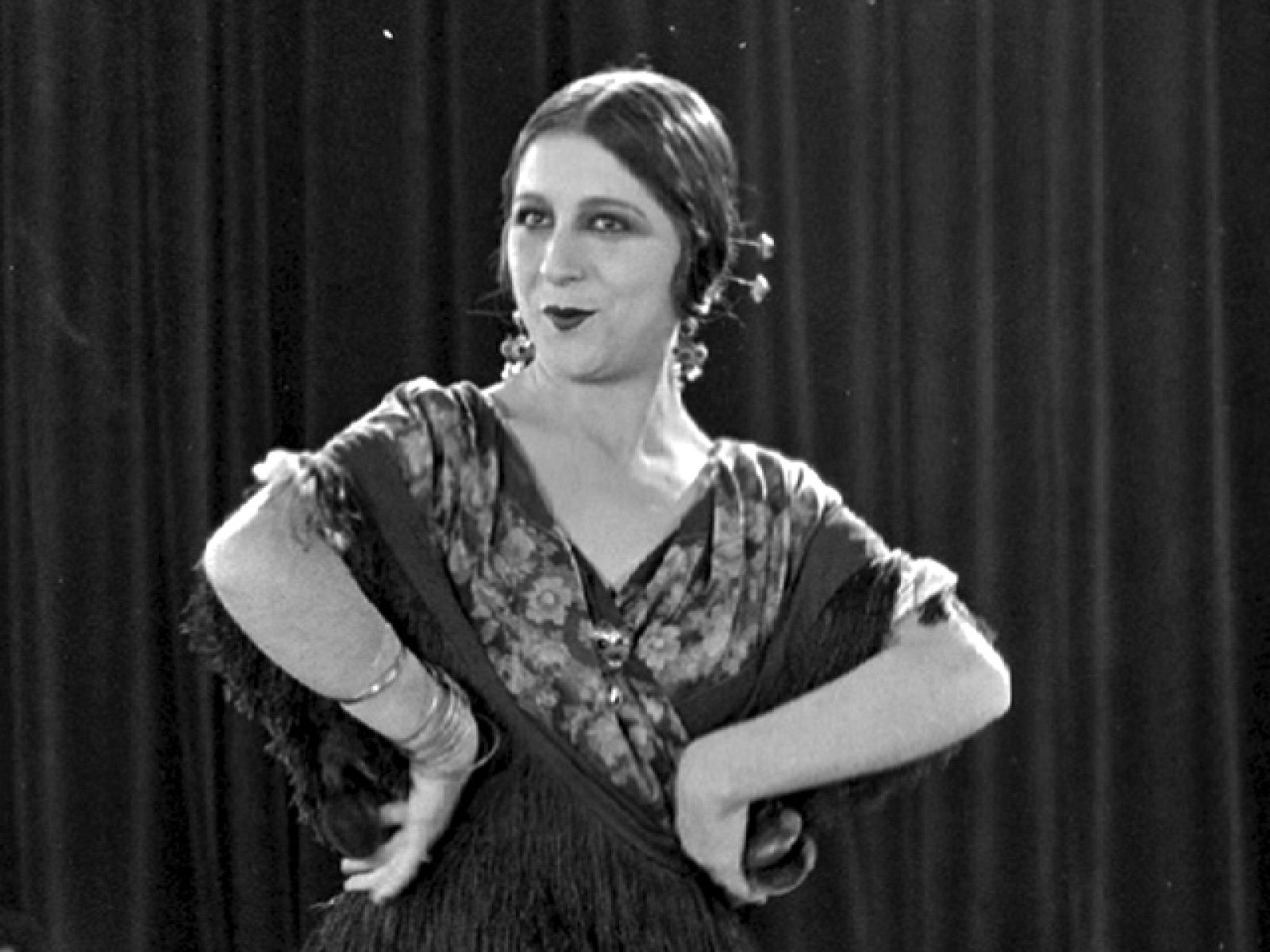 Concha Piquer fue la primera artista del cine sonoro - Cine en el Archivo de RTVE | Ver