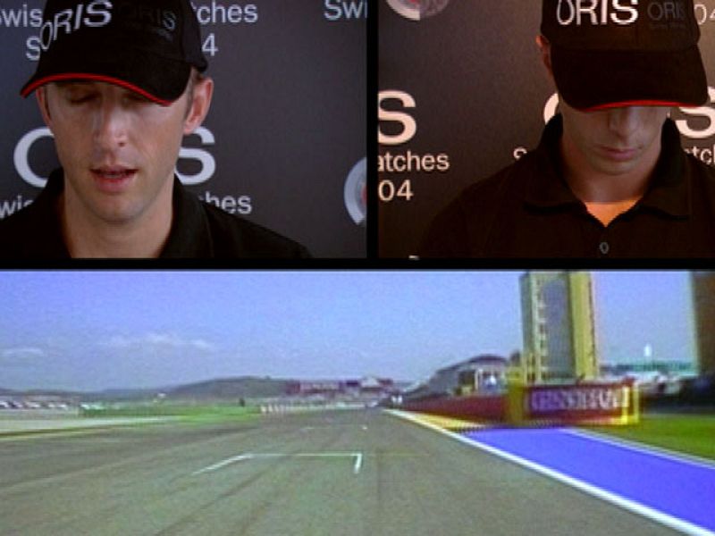 Los pilotos de Moto2 Joan Olivé y Kenny Noyes demuestras que conocen de memoria el Circuit Ricardo Tormo